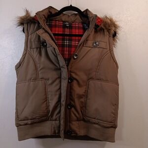 Lisa International Women's Puffer Vest Sz L Faux Fur Trim On Removeable Hood...